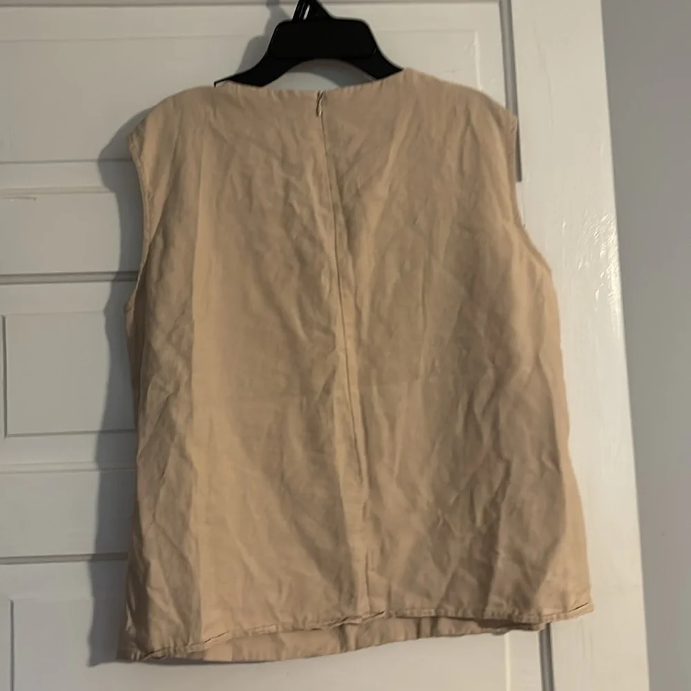Dazy Less Khaki Top - Picture 4 of 4